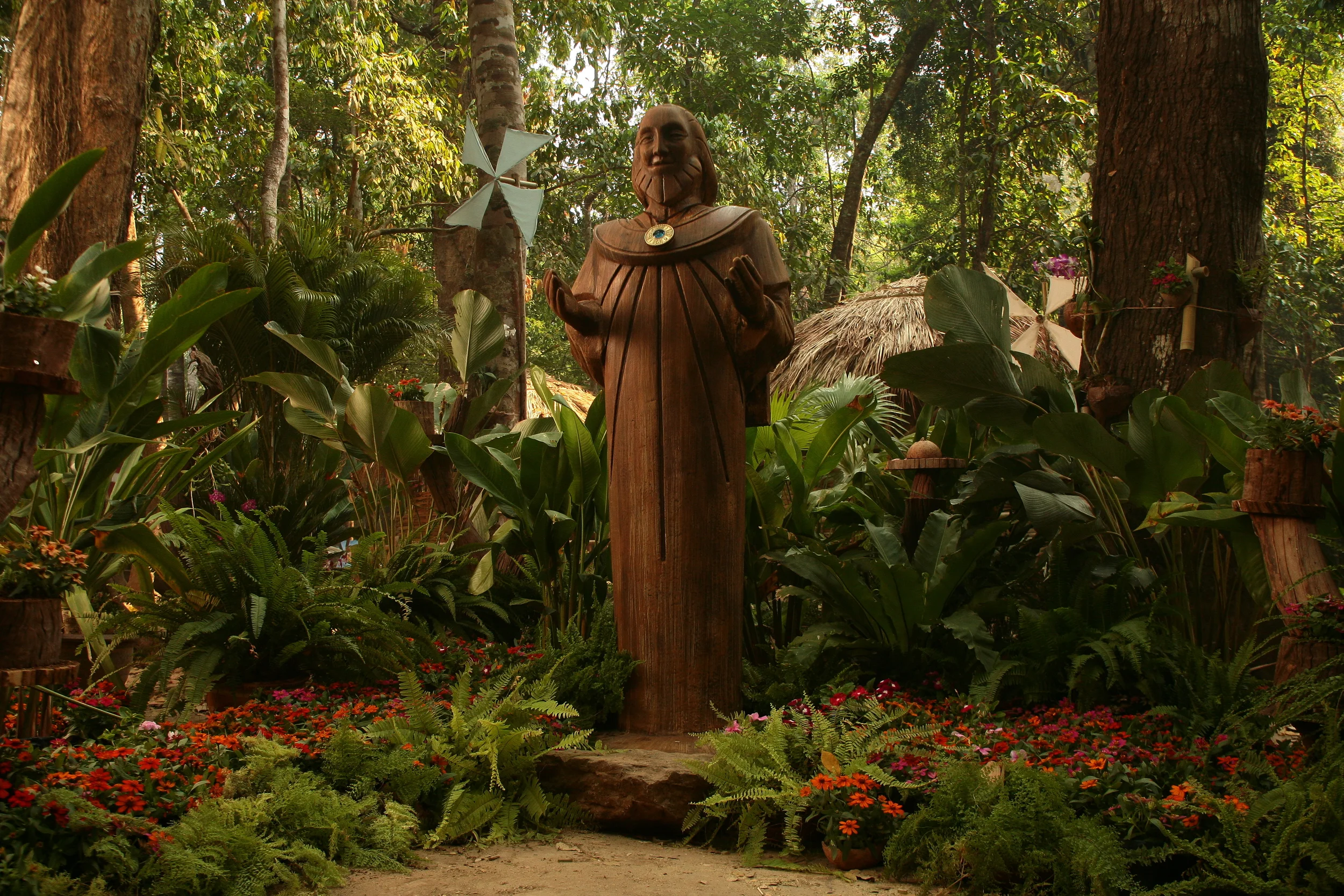 20090218 erawan waterfall - village  0203.JPG