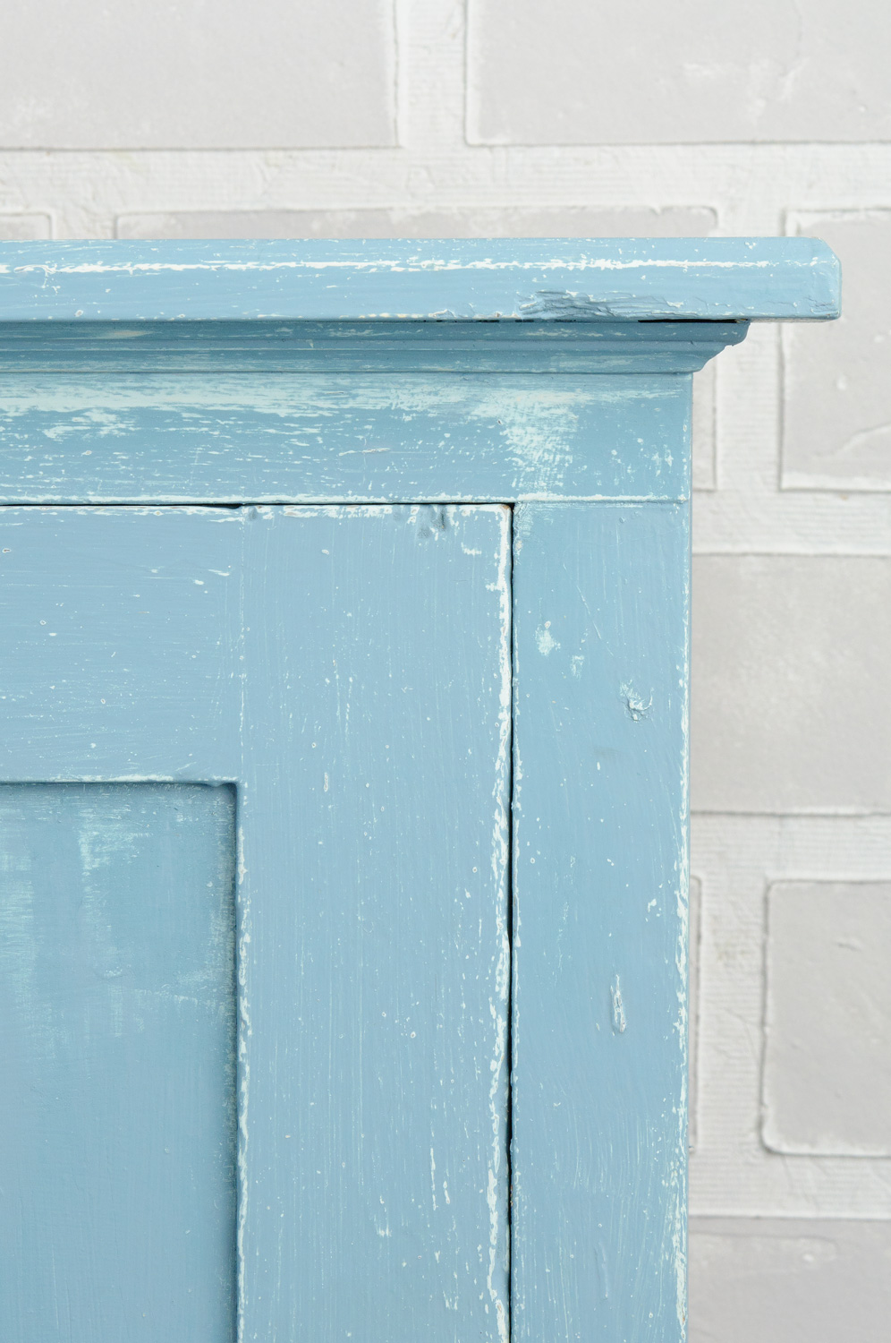 Wet distressing with Fusion mineral paint - via My Painted Door (.com)