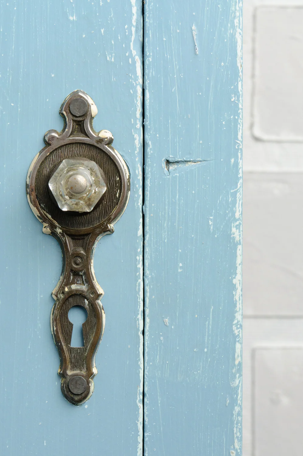 Wet distressing with Fusion mineral paint - via My Painted Door (.com)