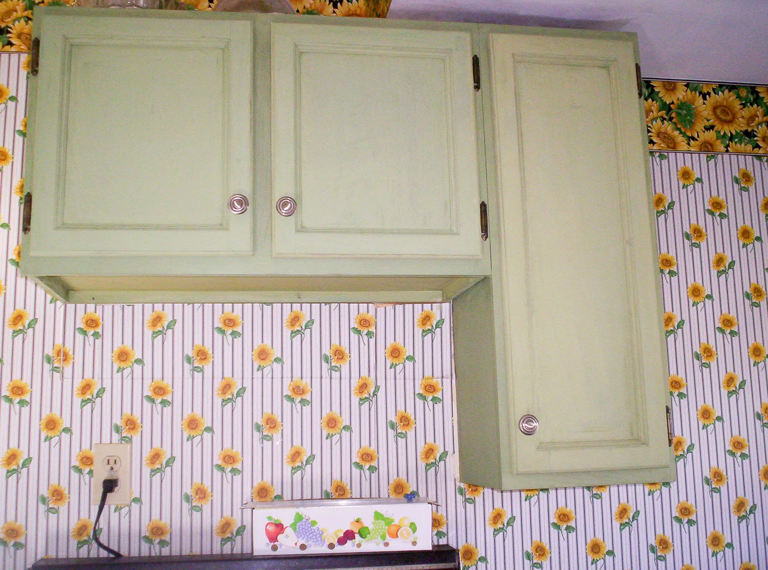 Customer project painted in Miss Mustard Seed's milk paint in lucketts green - via My Painted Door (.com)
