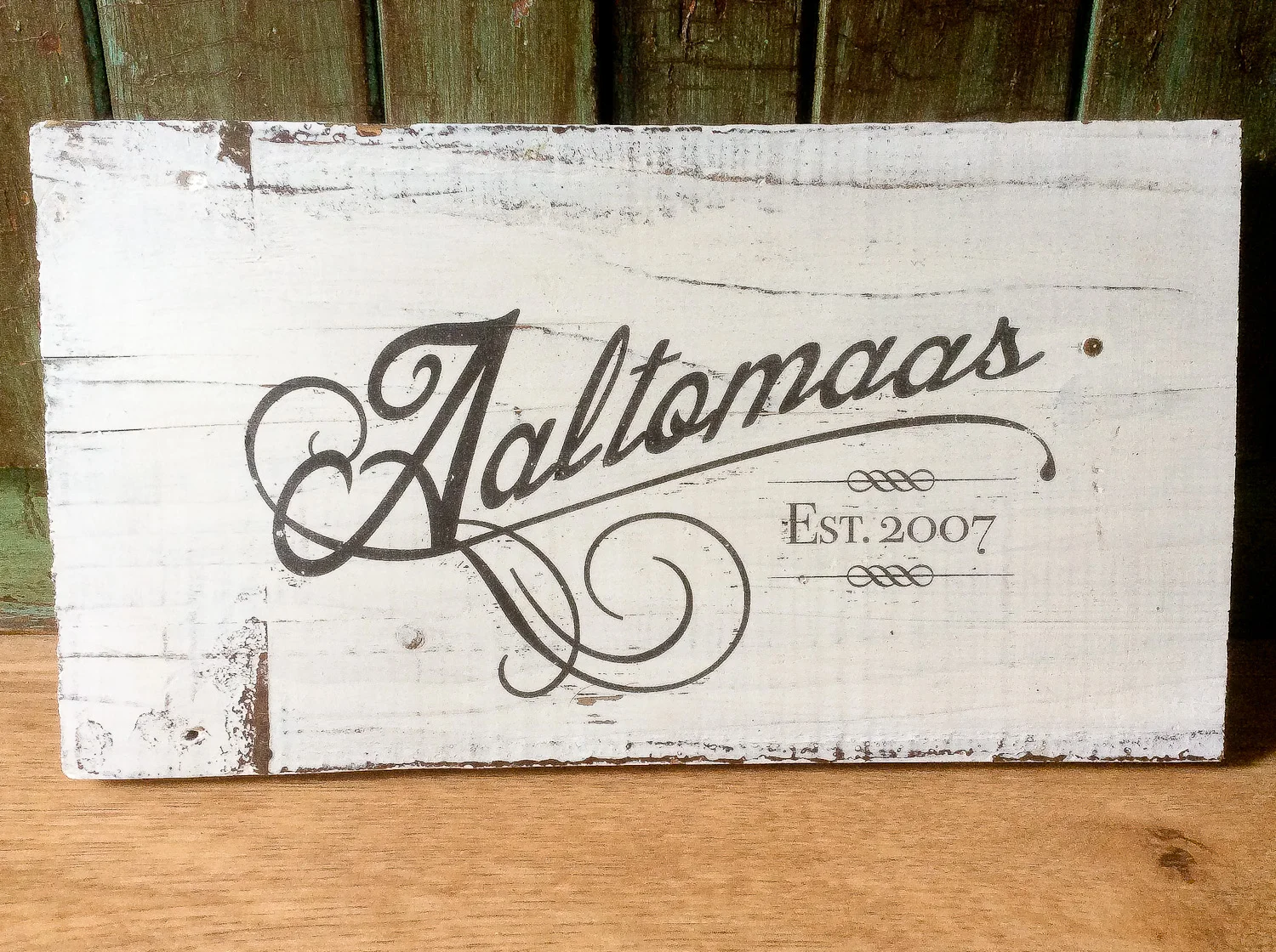 sign by Wendy Aaltomaa using Fusion transfer gel - via My Painted Door (.com)