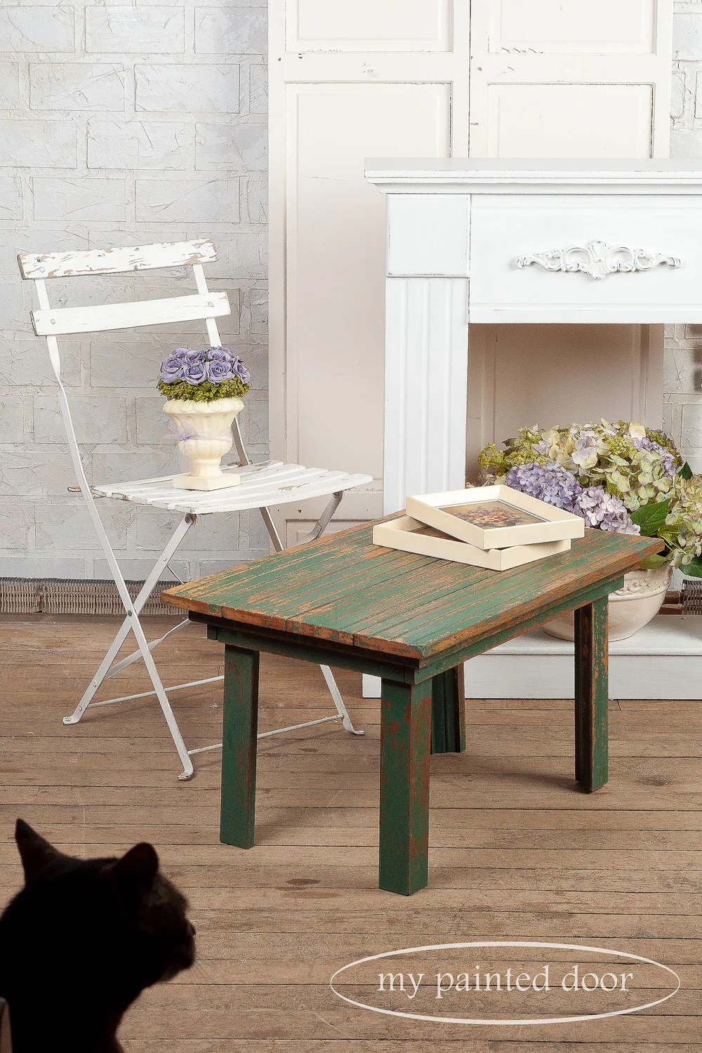 blooper photos - table painted with Homestead House milk paint in waterloo green - via My Painted Door (.com)