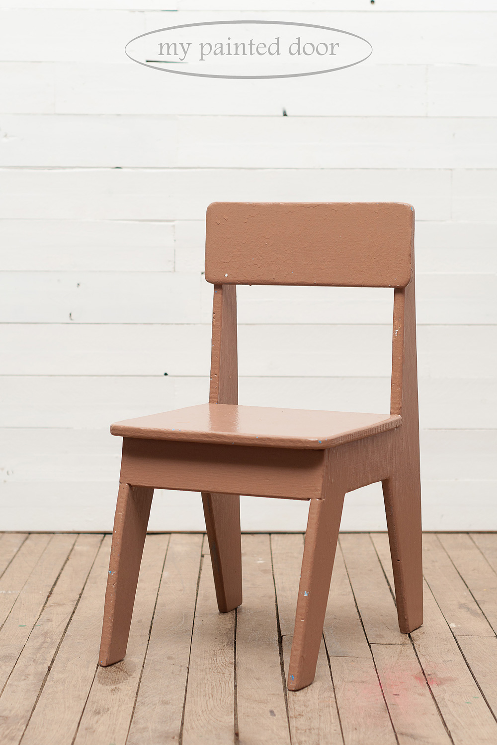 Before photo of a chair painted in Jennylyn's Tones for Tots by Fusion Mineral Paint