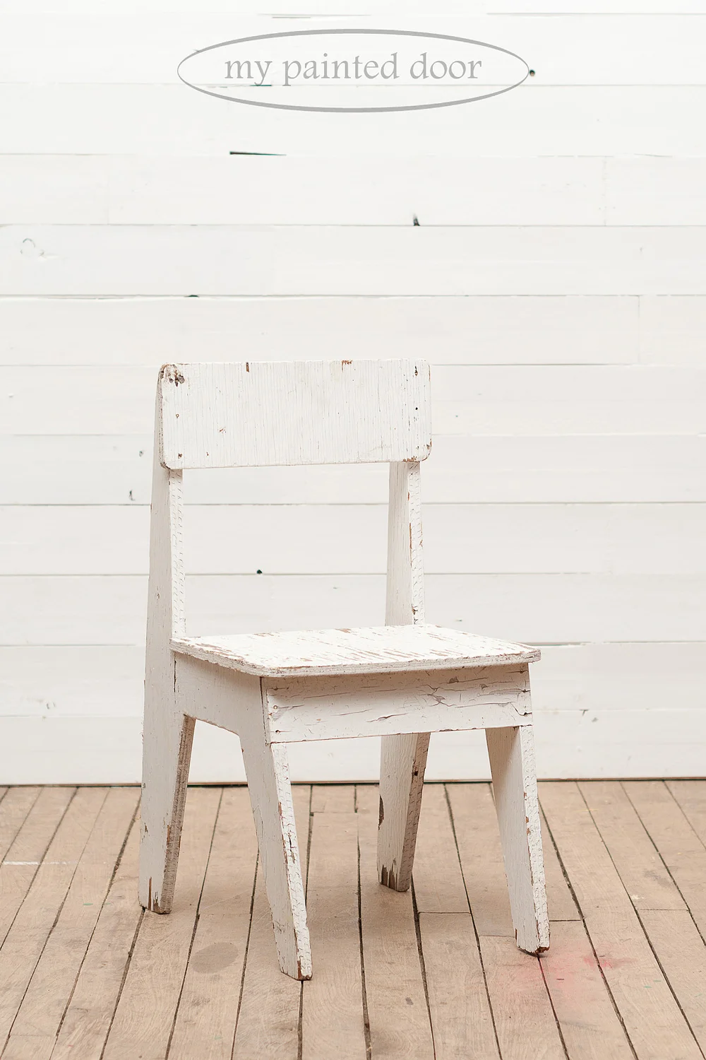 Before photo of a chair painted in Jennylyn's Tones for Tots by Fusion Mineral Paint
