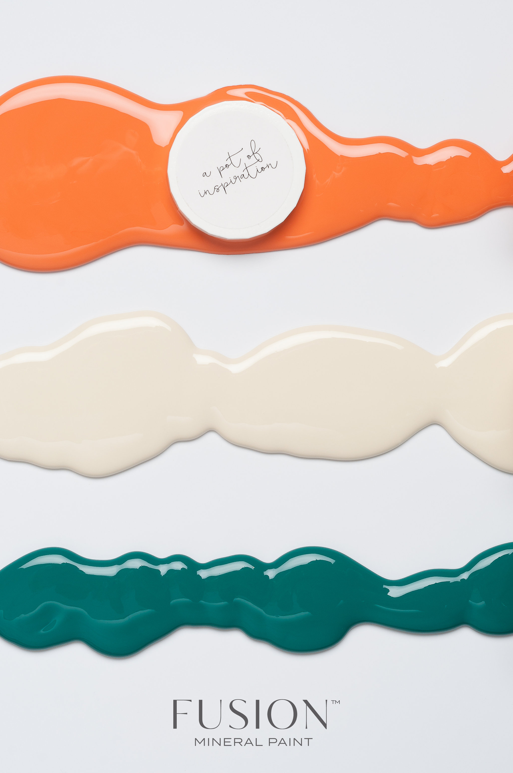 Great colour combinations with Fusion Mineral Paint. These colours are Tuscan Orange, Plaster and Renfrew Blue.