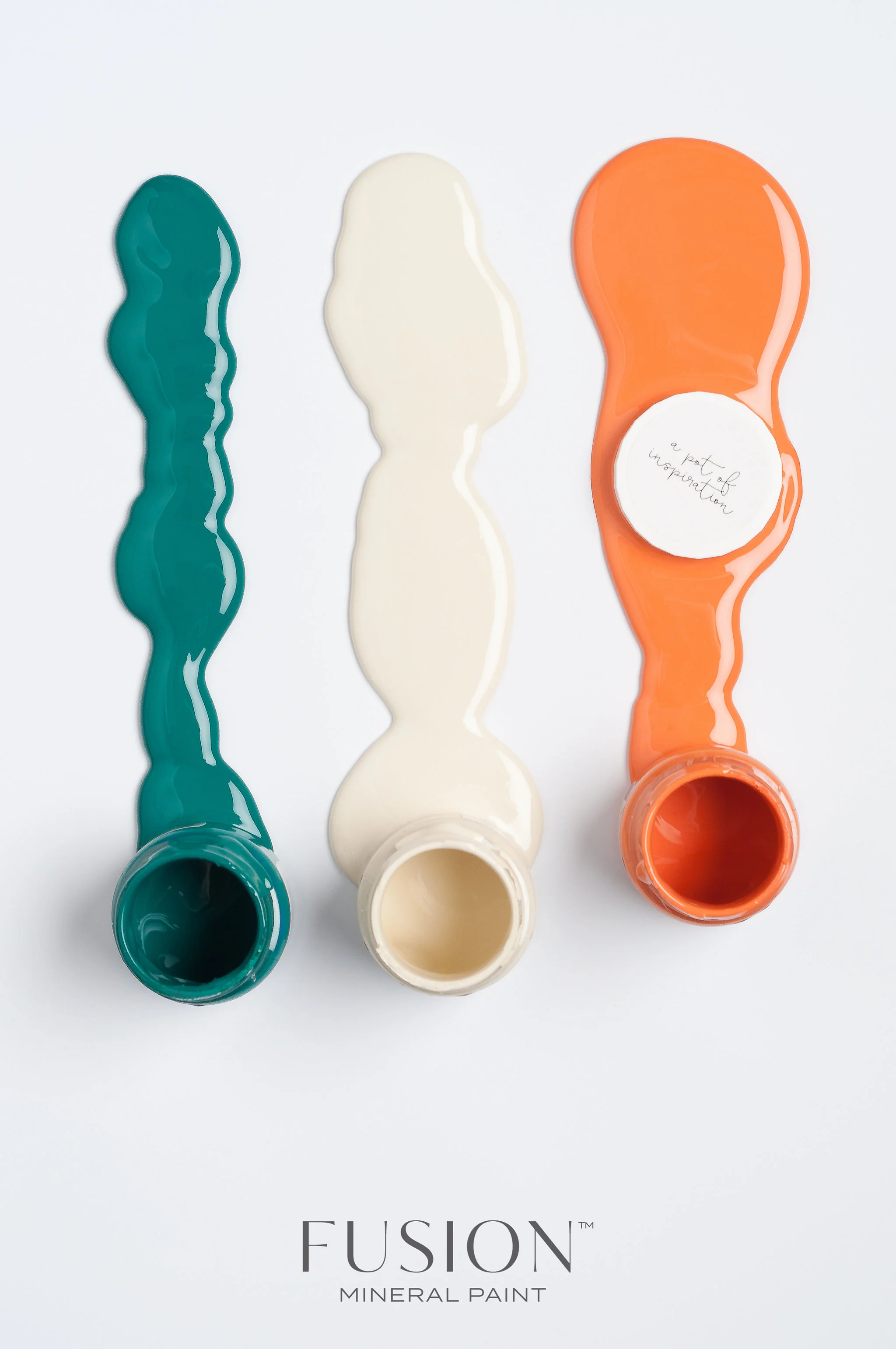 Great colour combinations with Fusion Mineral Paint. These colours are Tuscan Orange, Plaster and Renfrew Blue.