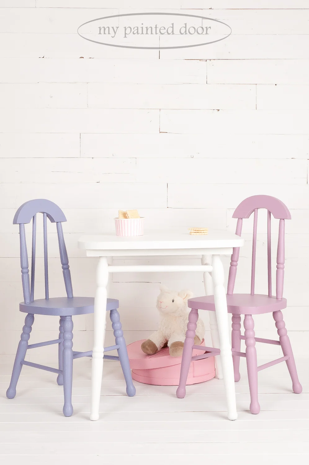 A while back I wrote up a blog post about mixing custom colours with Fusion Mineral Paint. All of these lovely shades were created by mixing paint.