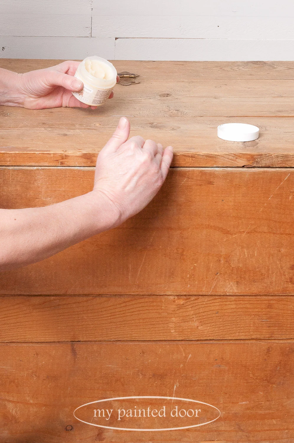 Homestead House Salad Bowl Finish is the perfect wax to use as a paint resist when distressing your paint.