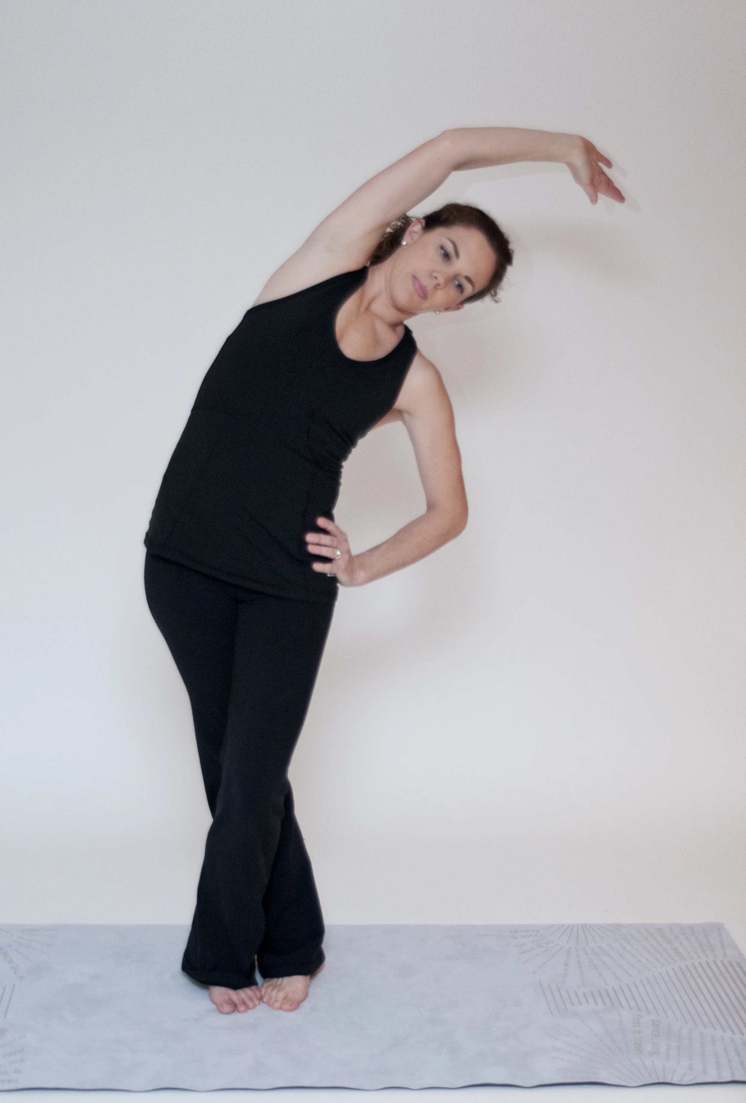 Glebe Massage Stretches #31 Lateral Trunk/ITB (arm intended backward slightly for a anterior/ab focus)