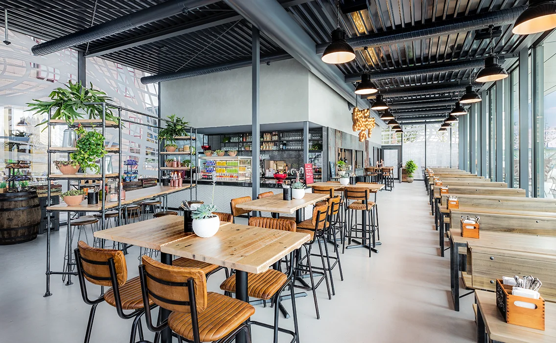 Hyatt-Regency-Cologne-StickyFingers-Interior small.jpg