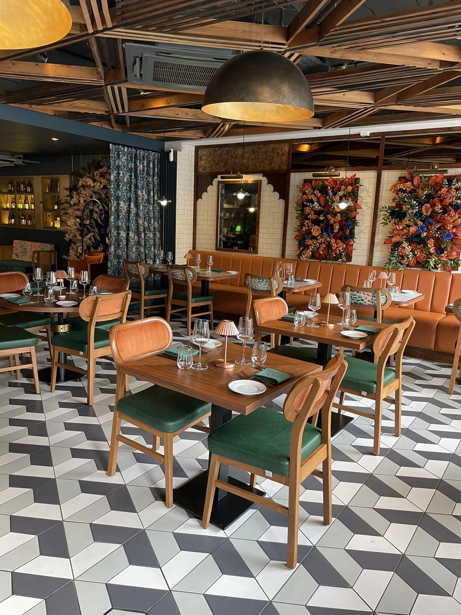 Restaurant Interior Design - Navateet, Brentwood