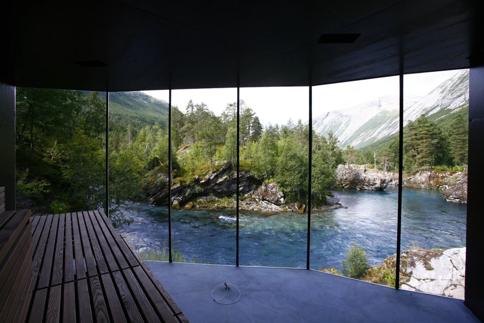juvet-landscape-hotel-20.jpg
