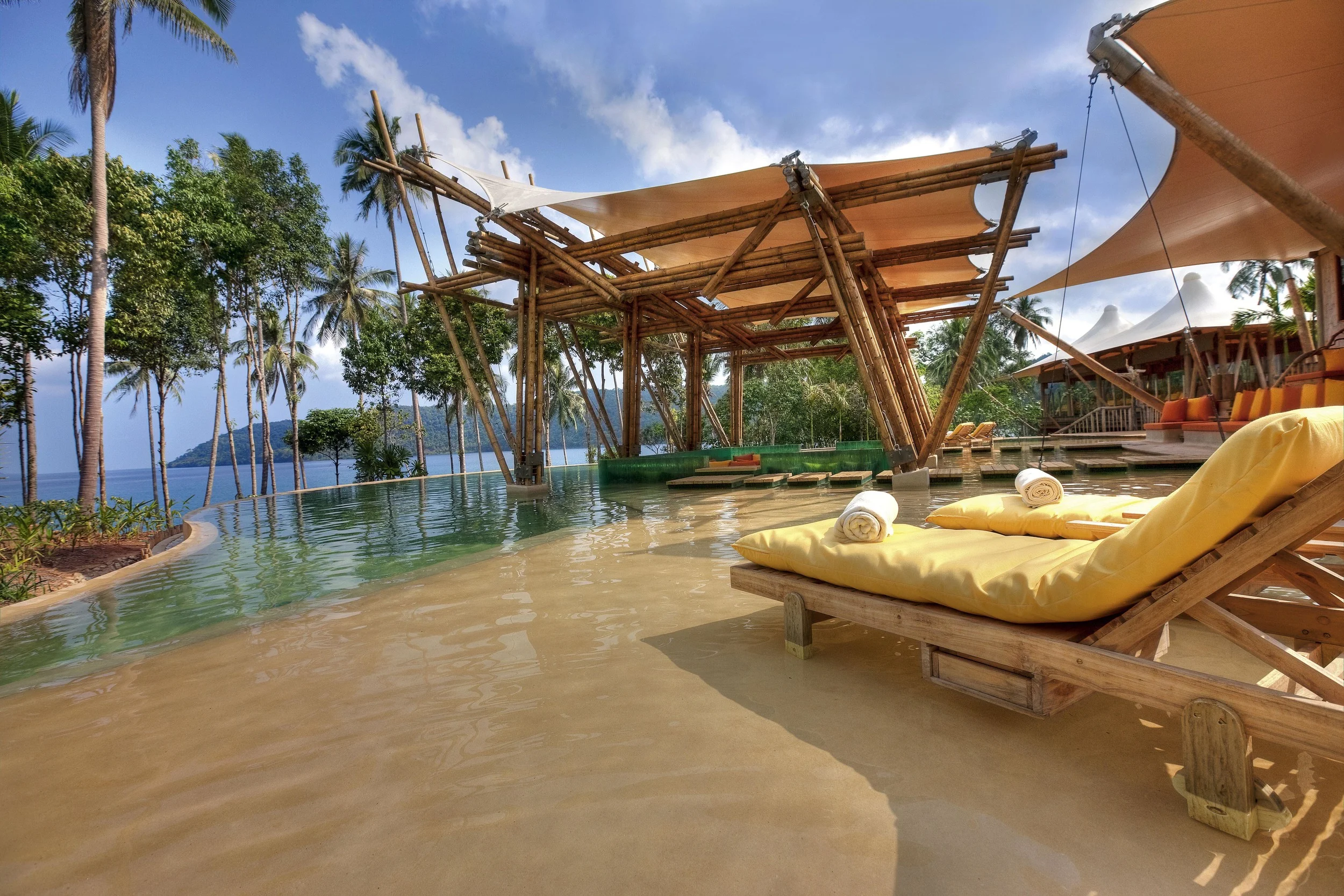 soneva-kiri-resort-thailand-main-pool_38_507.jpg