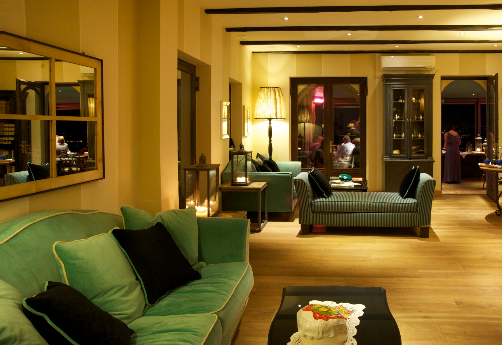 favoloso-hotel.jpg