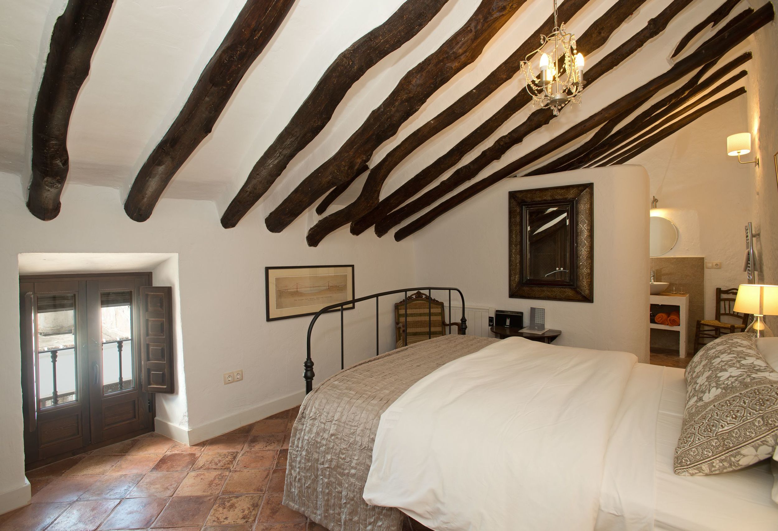 Room 4.jpg