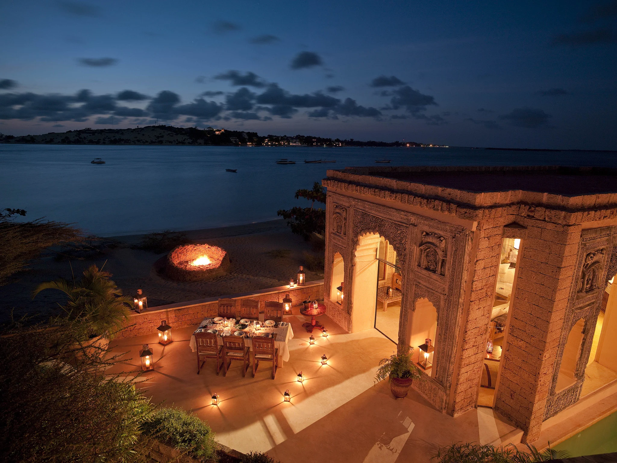 cover-page-Majlis-pool-bar-at-dusk-2048x1536.jpg
