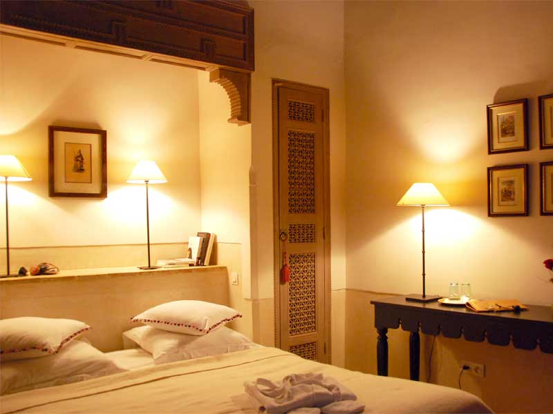 riad-dar-housnia-douiria-chambre-moucharabieh.jpg