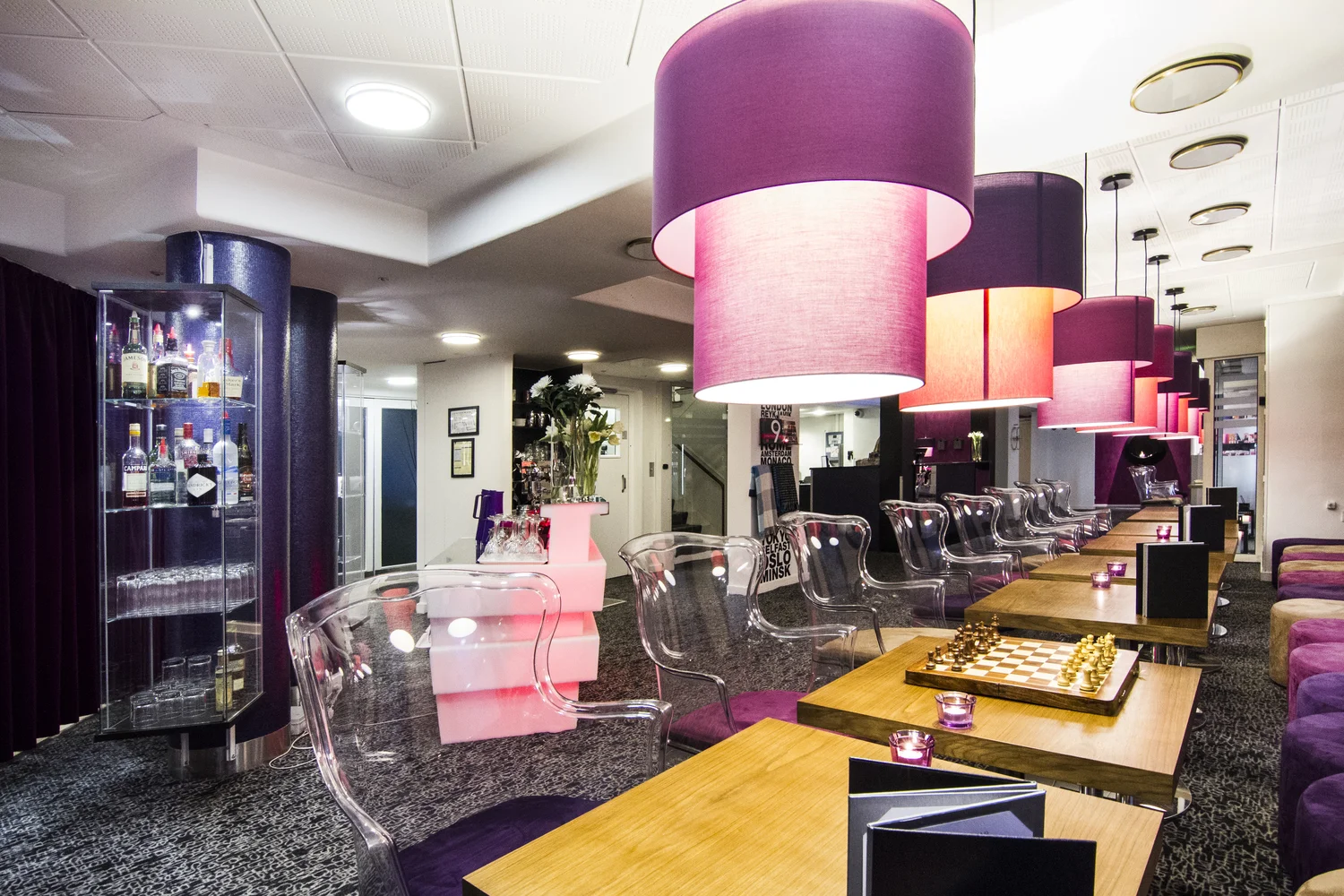 The hip lobby lounge is the perfect spot for your buffet breakfast.