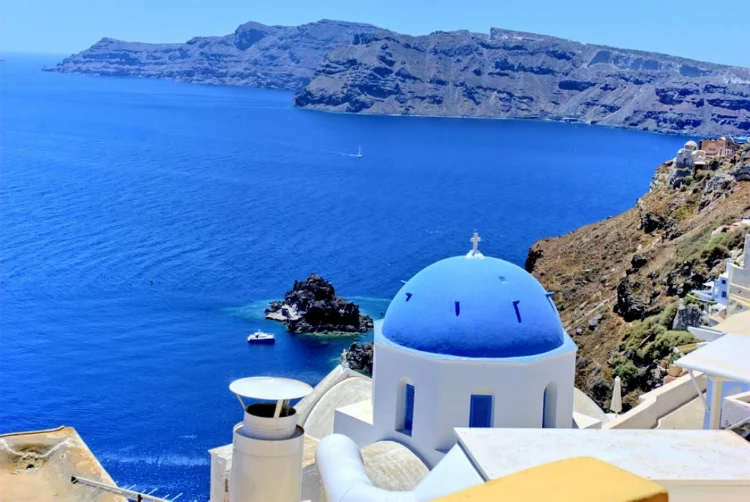 Travel Lust Notes Spending 3 Days In Santorini S Centre Fira