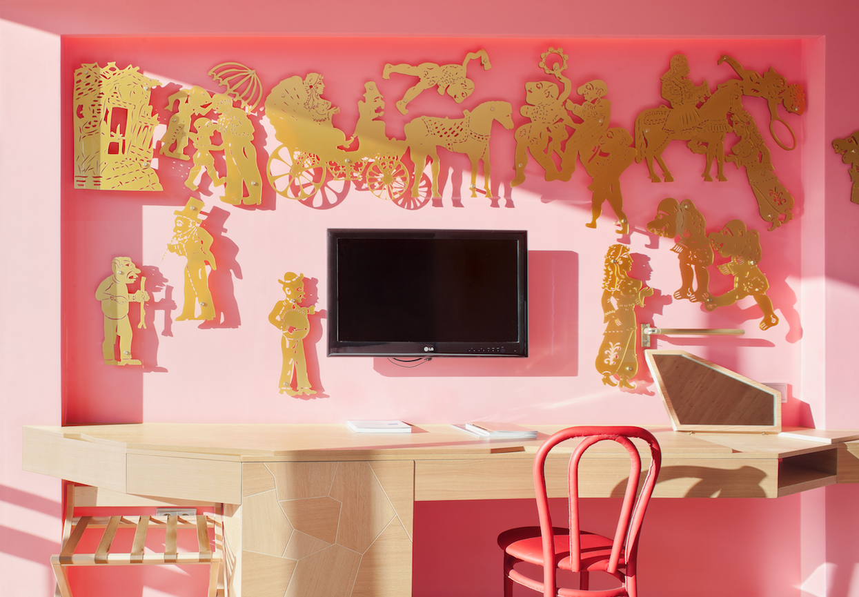 NEW-athens-hotel-room.png