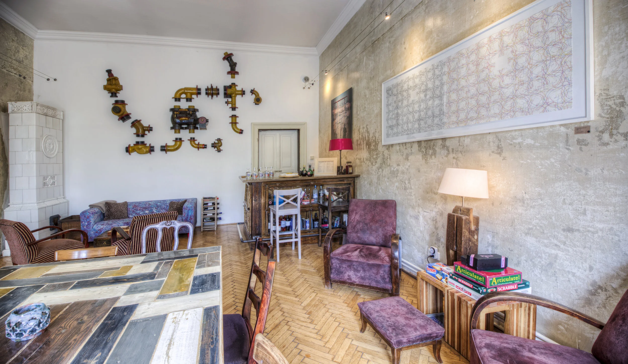 Bar room 4.jpg