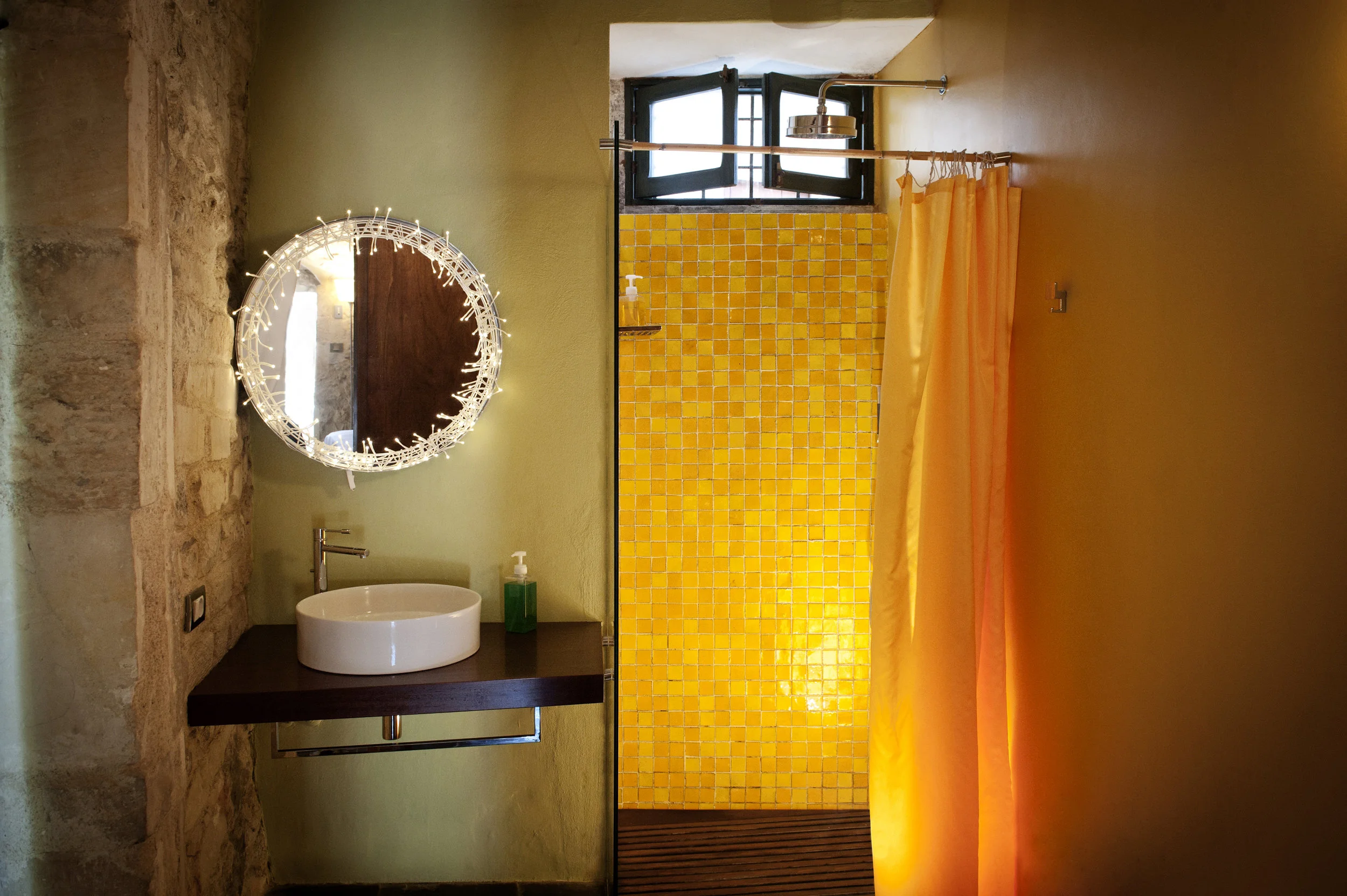 CEDRO_BATH.jpg