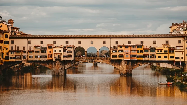 Ponte Vecchio (old bridge) in Florence.