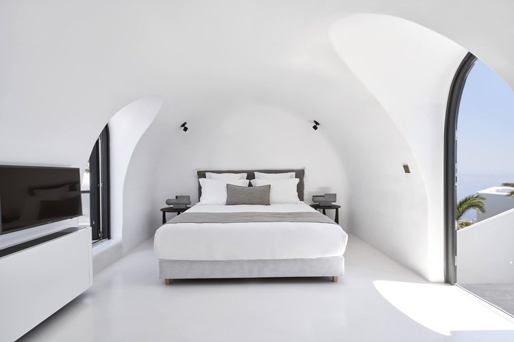 OMMA Santorini _ Superior Room with Caldera View &amp Plunge Pool.jpg
