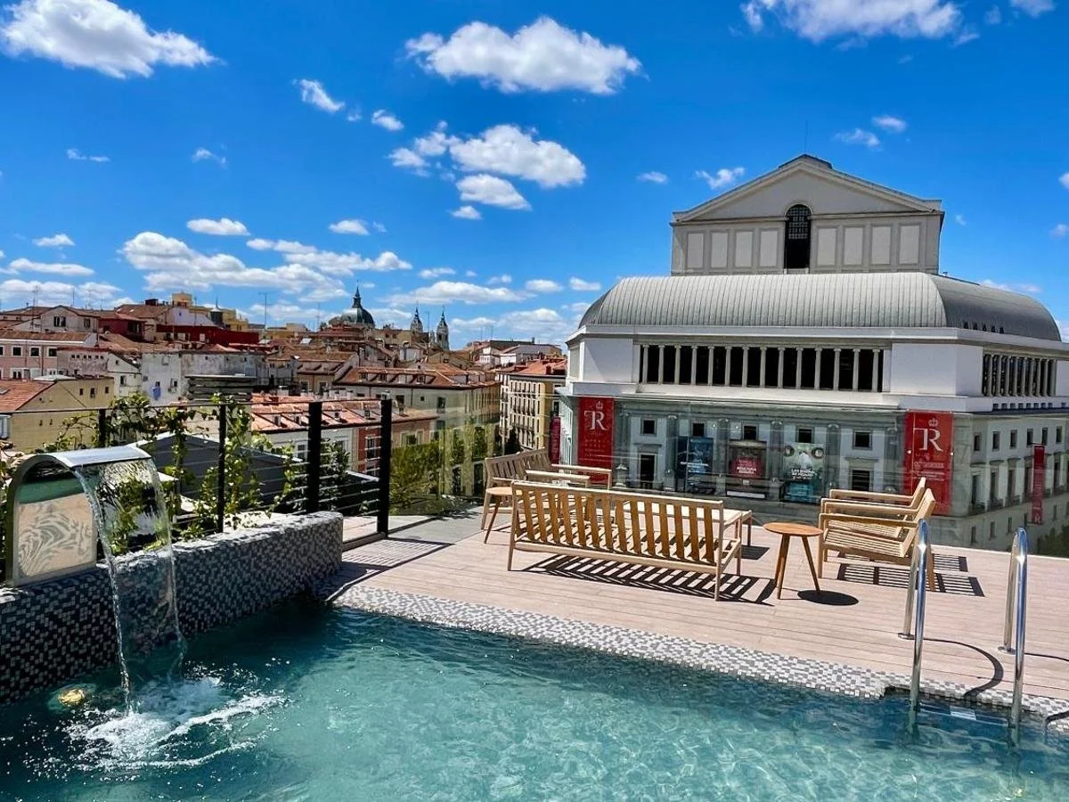 Travel amp Lust Hotel Reviews - Ocean Drive Madrid Rooftop