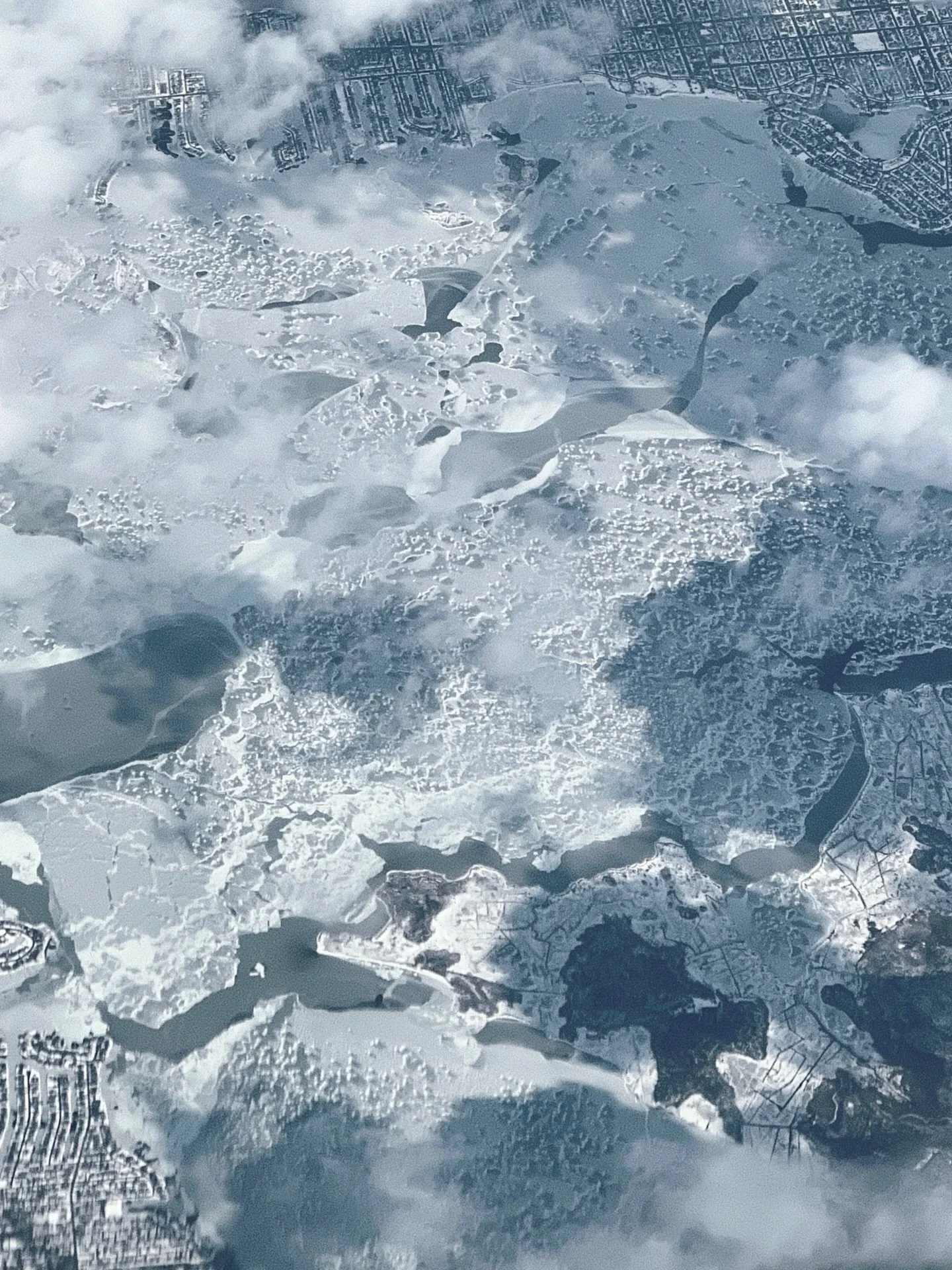 Powder blues ❄️

#aerial #newjersey #inflight #nj #snow