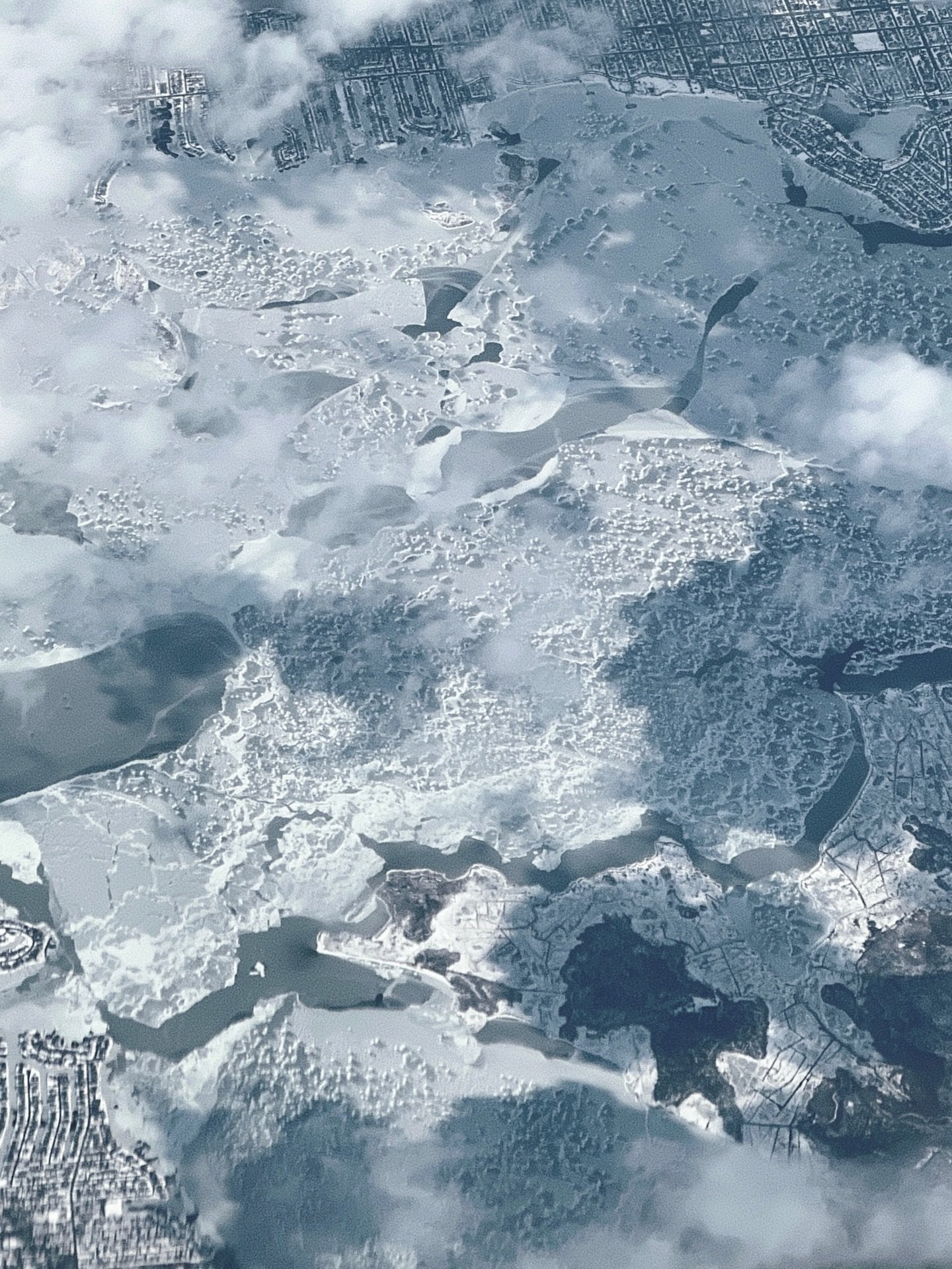 Powder blues ❄️

#aerial #newjersey #inflight #nj #snow