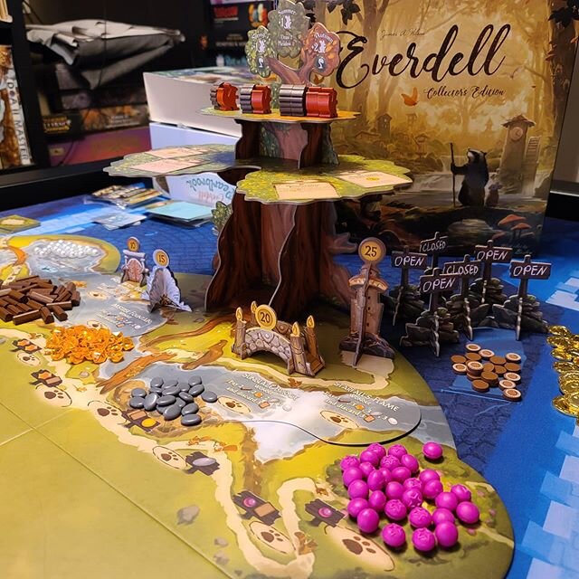 Adding in expansions tonite 😁 #everdell #pearlbrook @starlinggames