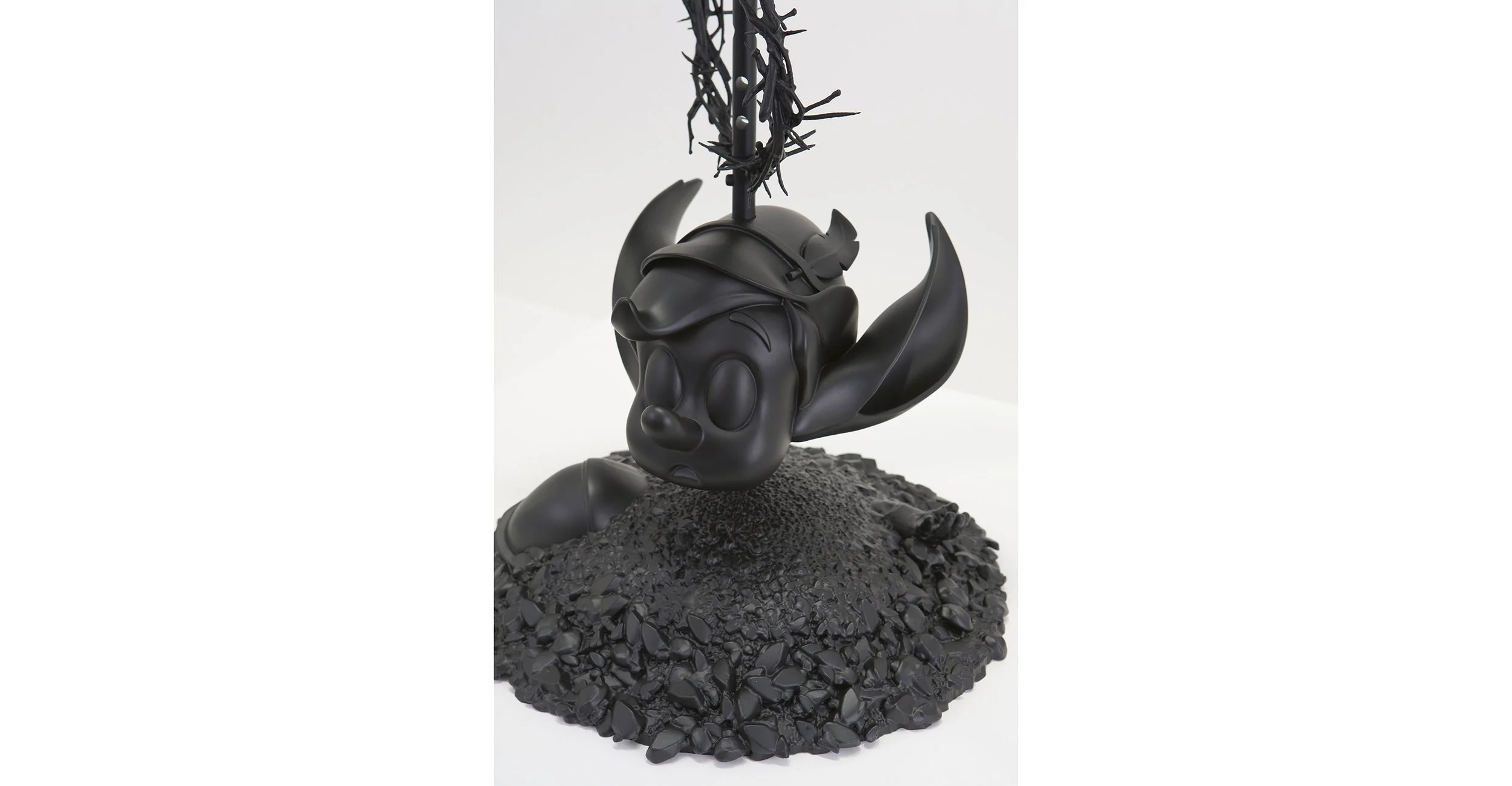 "TOTEM.B.01.120.BL."