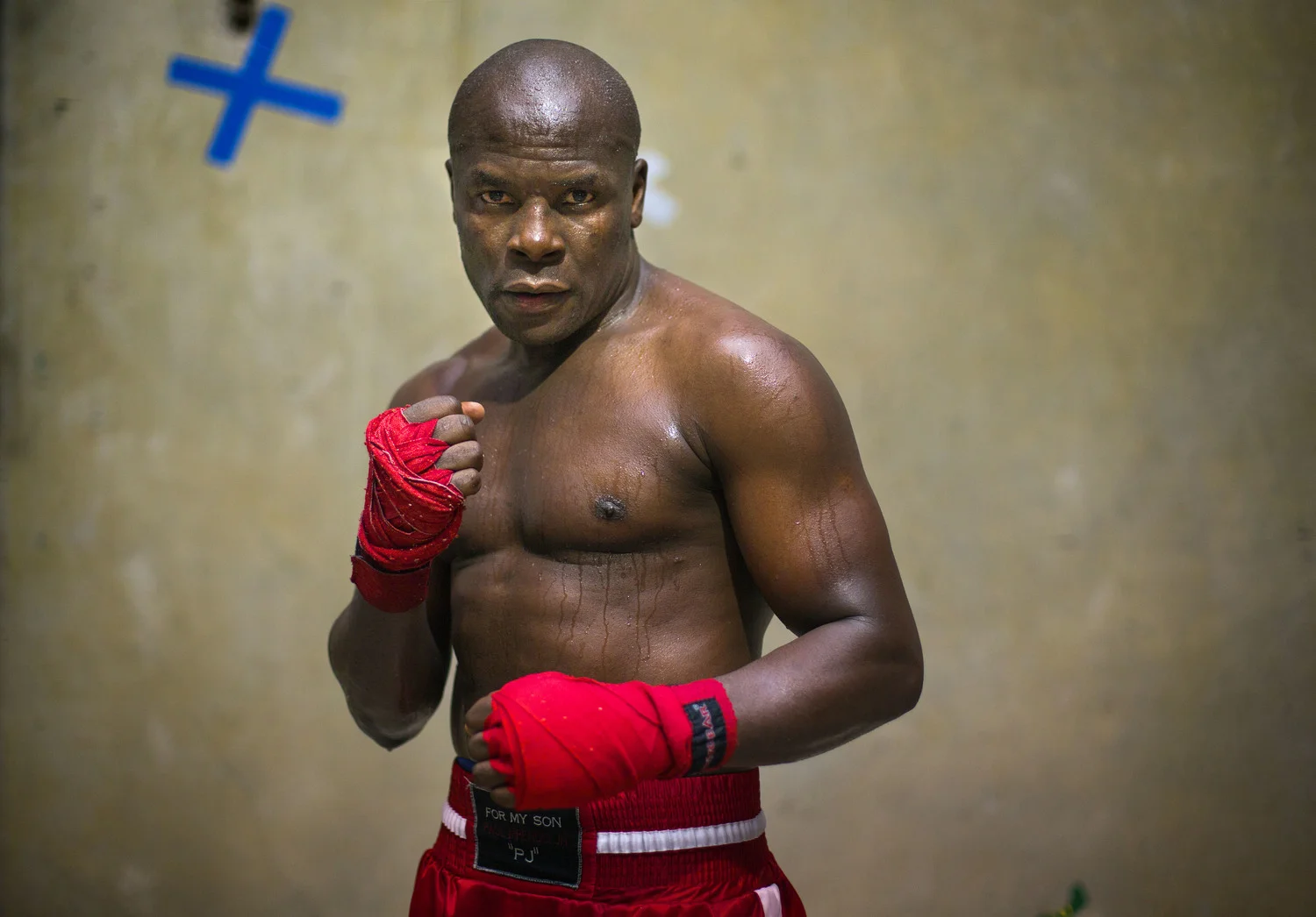   1 July 2014, Springfield, OR --&nbsp;  Paul Mpendo of Springfield, 40, a surgical support aide by day, climbed back into the ring for the first time since 2010 as the fifth-ranked junior middleweight in the Northwest. With a previous record of six 