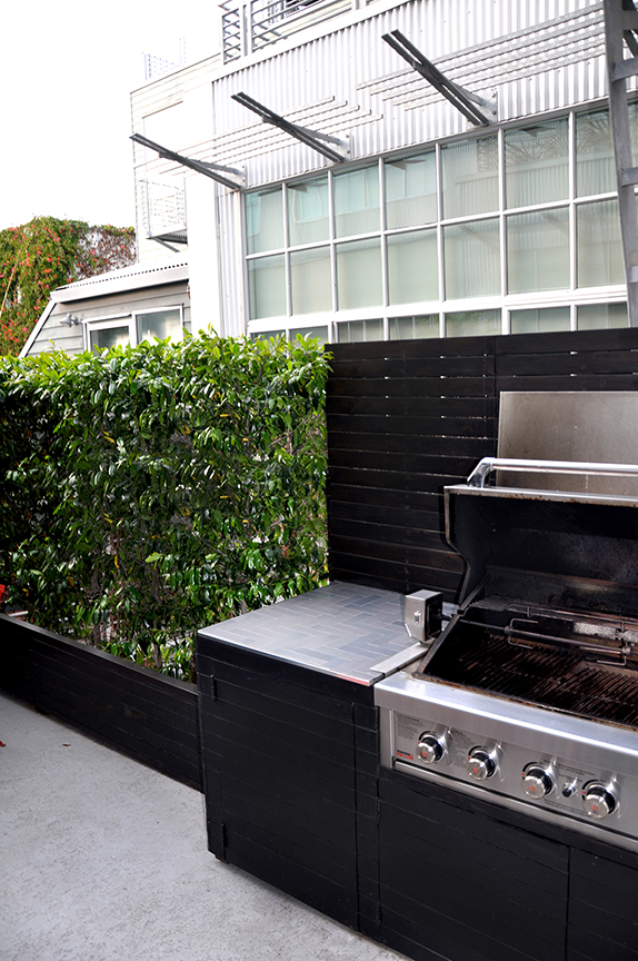dhd_built_in_bbq.jpg