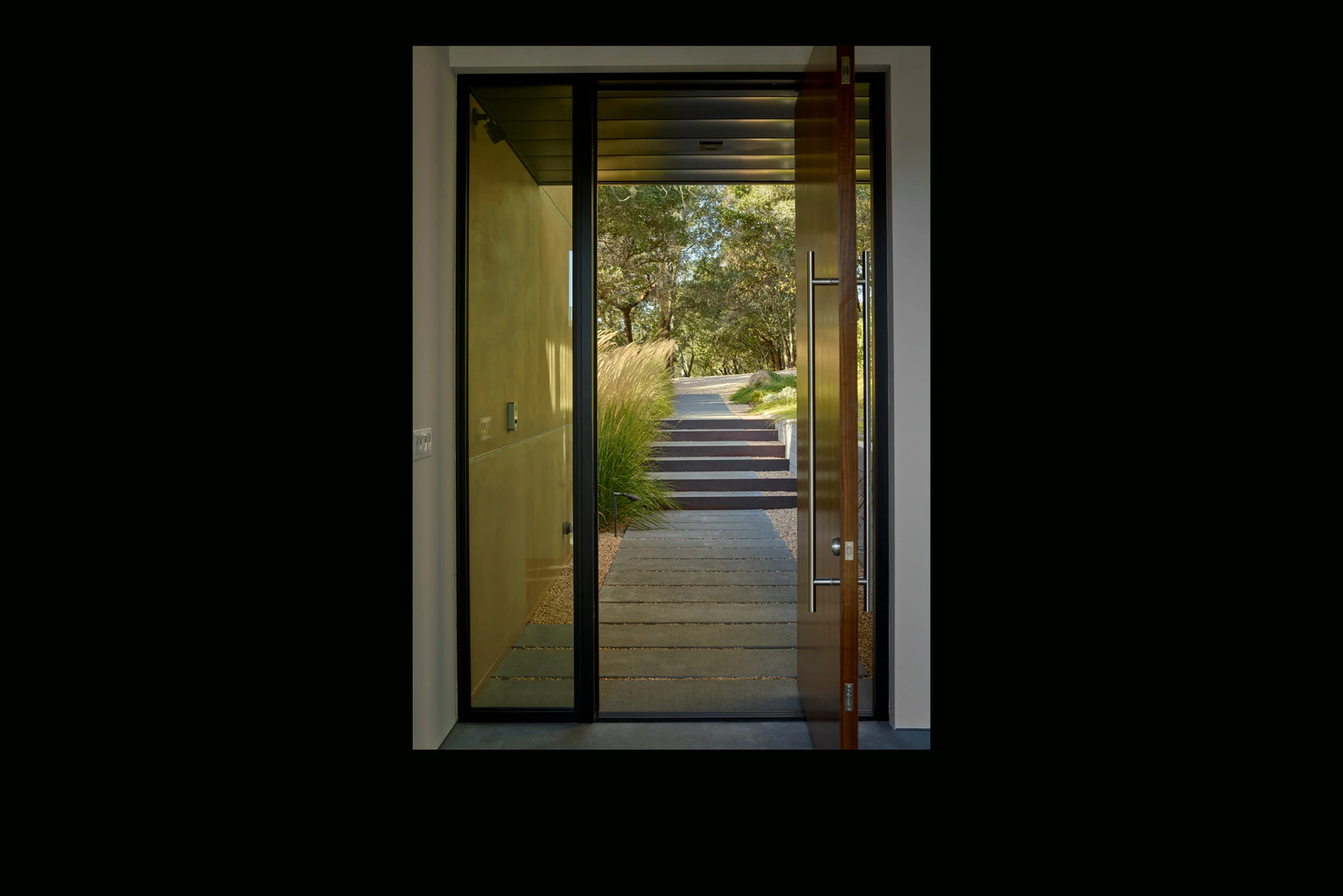 dhd_bennet_door.jpg
