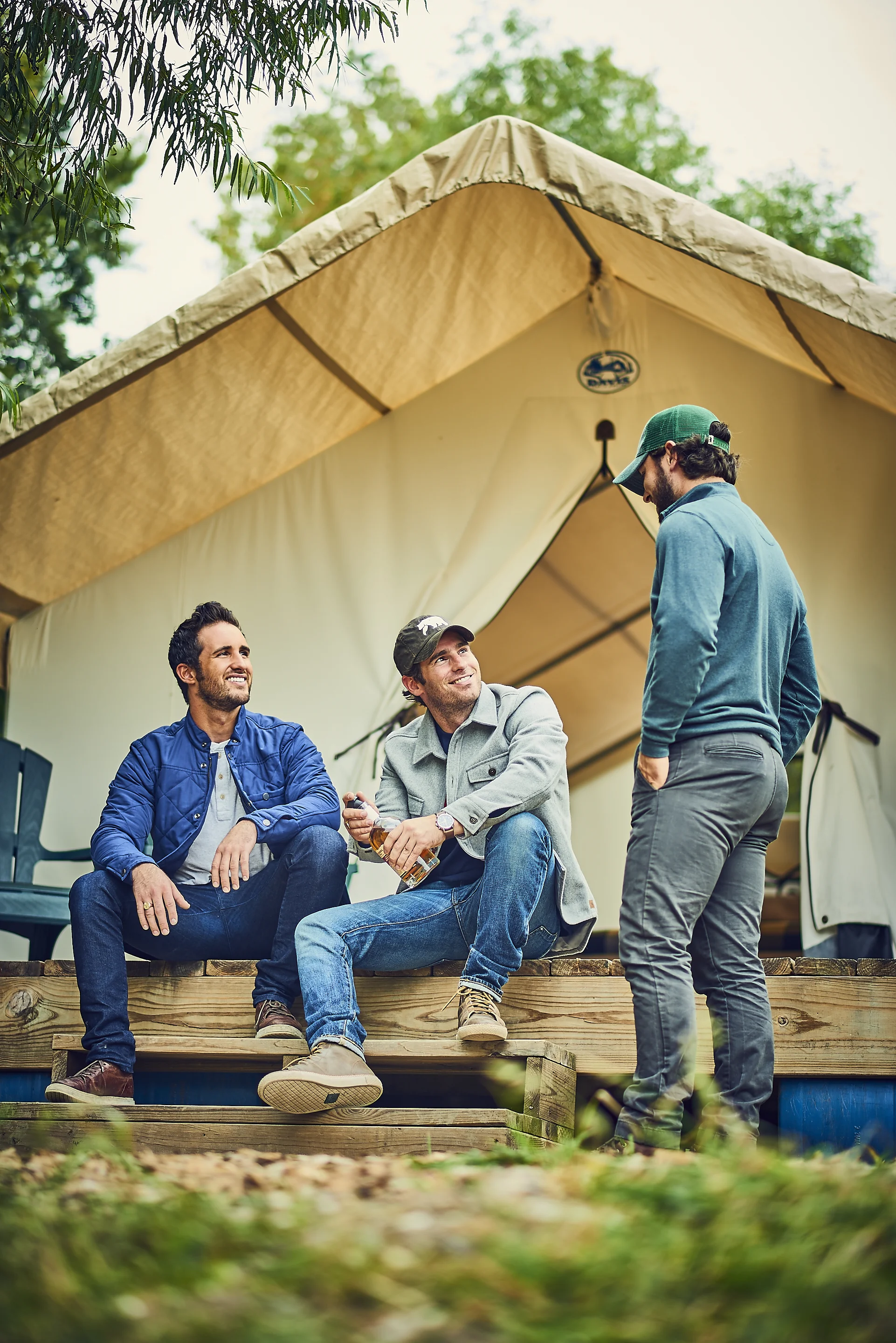 The concept for this advertorial was build around camping along the Missouri river, just north of the city of Saint Louis. 