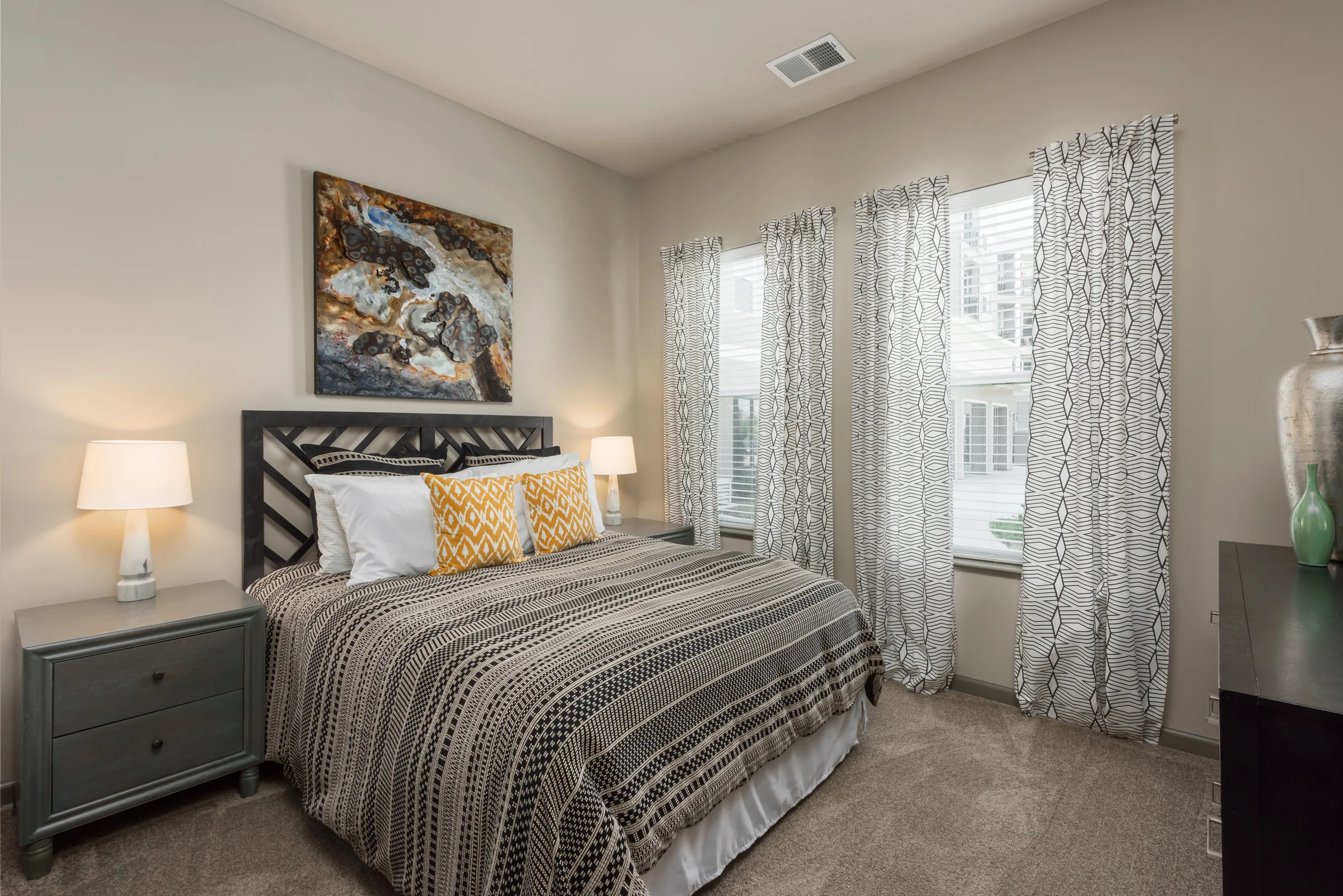 Apartment_Saint Louis 12.jpg