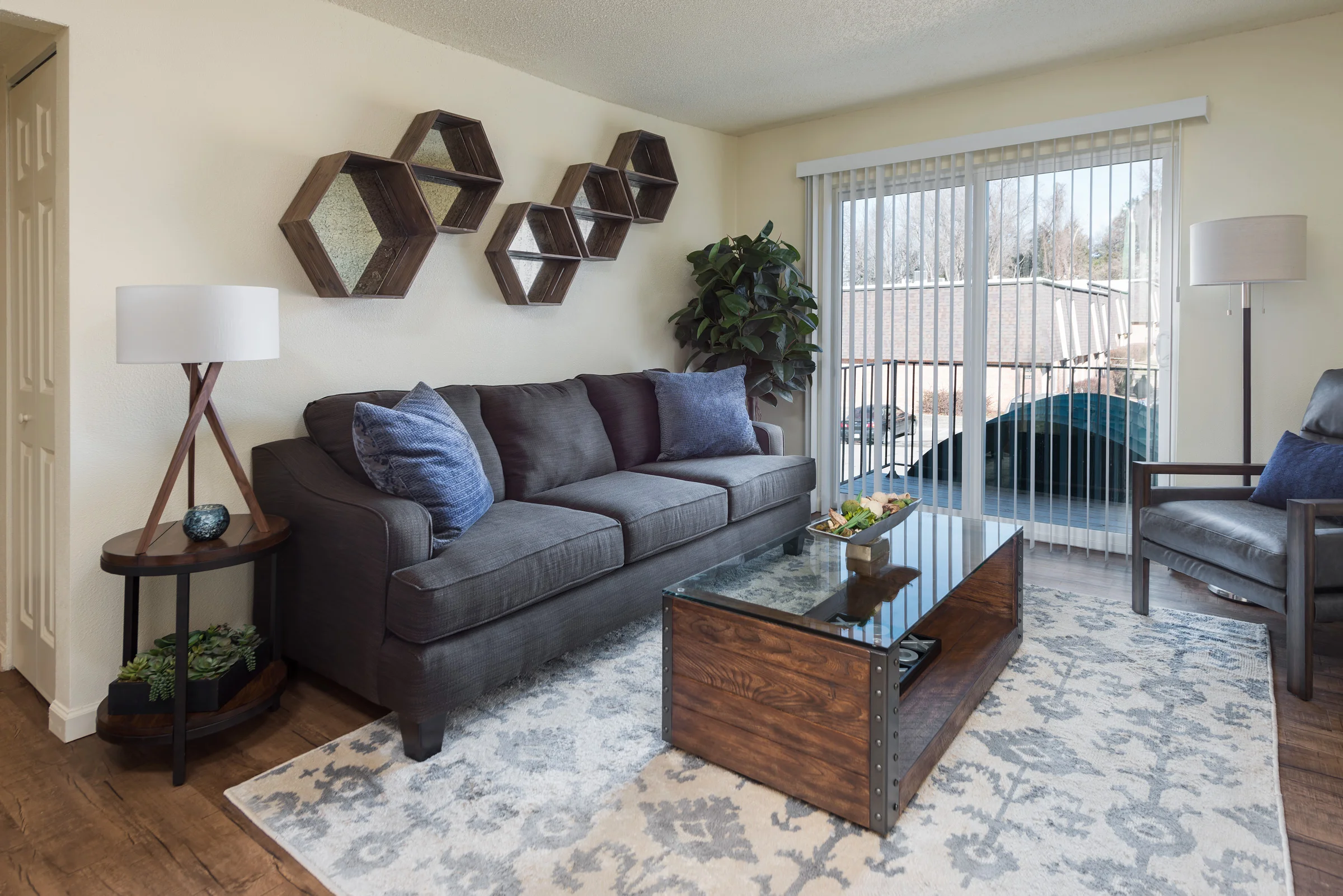 Apartment_Saint Louis 19.jpg
