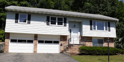  Well-maintained Split-Entry overlooking West Endicott, NY 