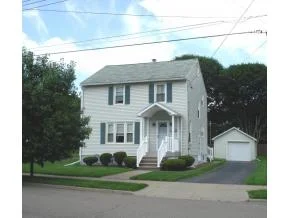 A perfectly-maintained 2-story on a cul-de-sac close to Riverside Drive.