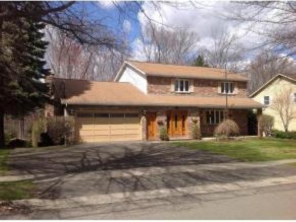 A spacious and updated luxurious home near Highland Park.