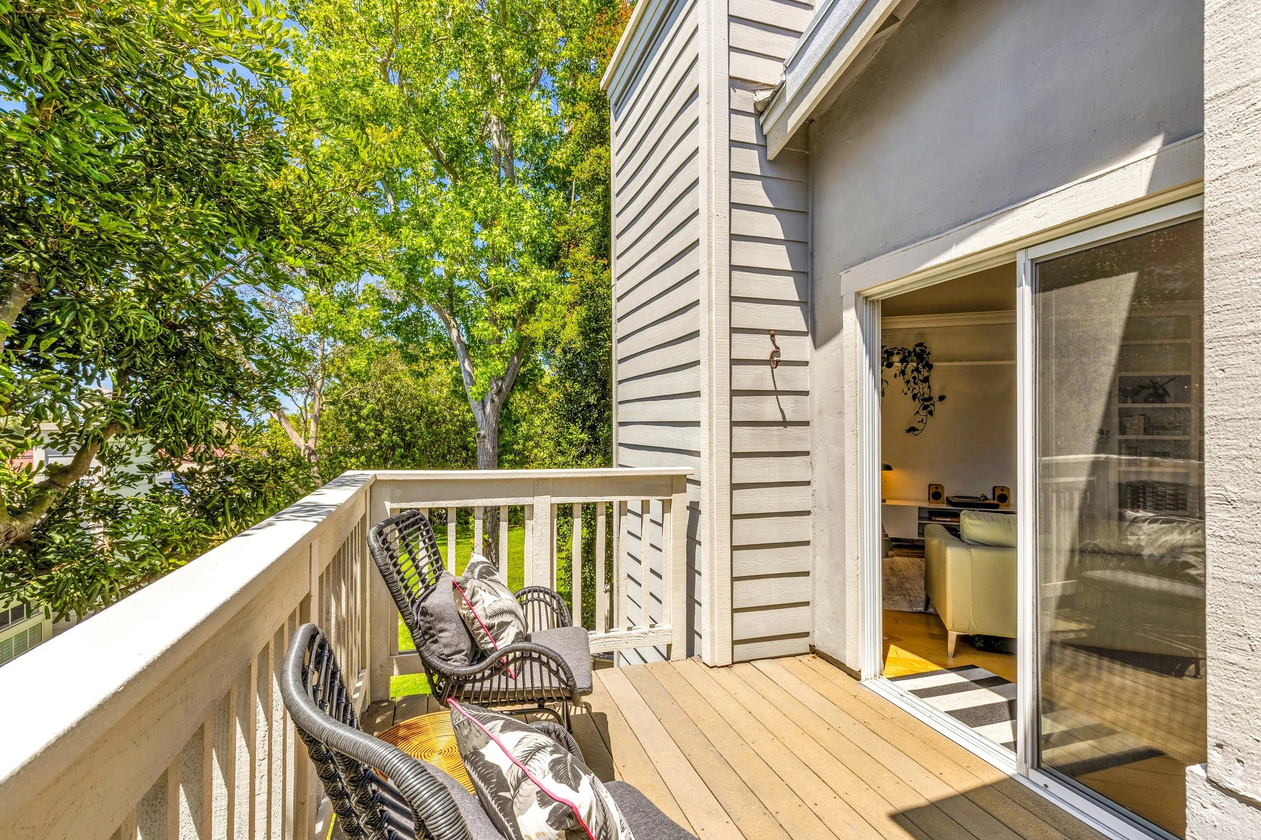 Doverpatio1.jpg