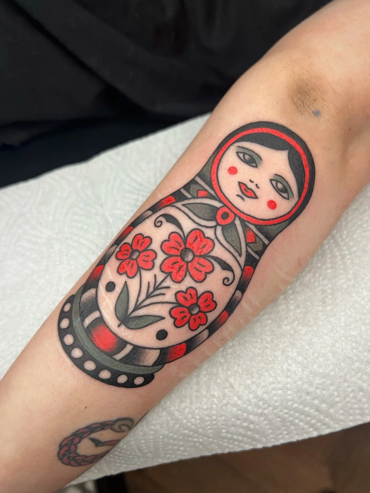 Quelques tattoos fait par @guirudolftattooer 
Contactez-le directement pour prendre un rendez-vous avec lui ou discuter de ton projet.