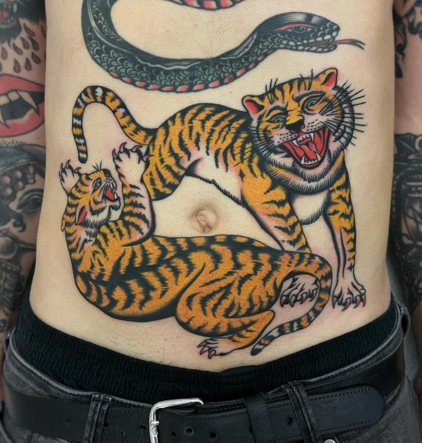 Done @nuitnoiretattoo on one of my most faithful customer Maël. Merci encore mec!!! 🖤