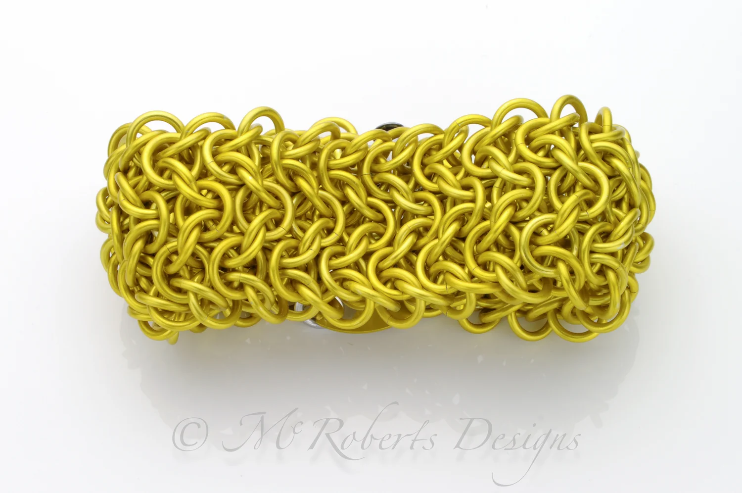 Made with yellow anodized Aluminum
