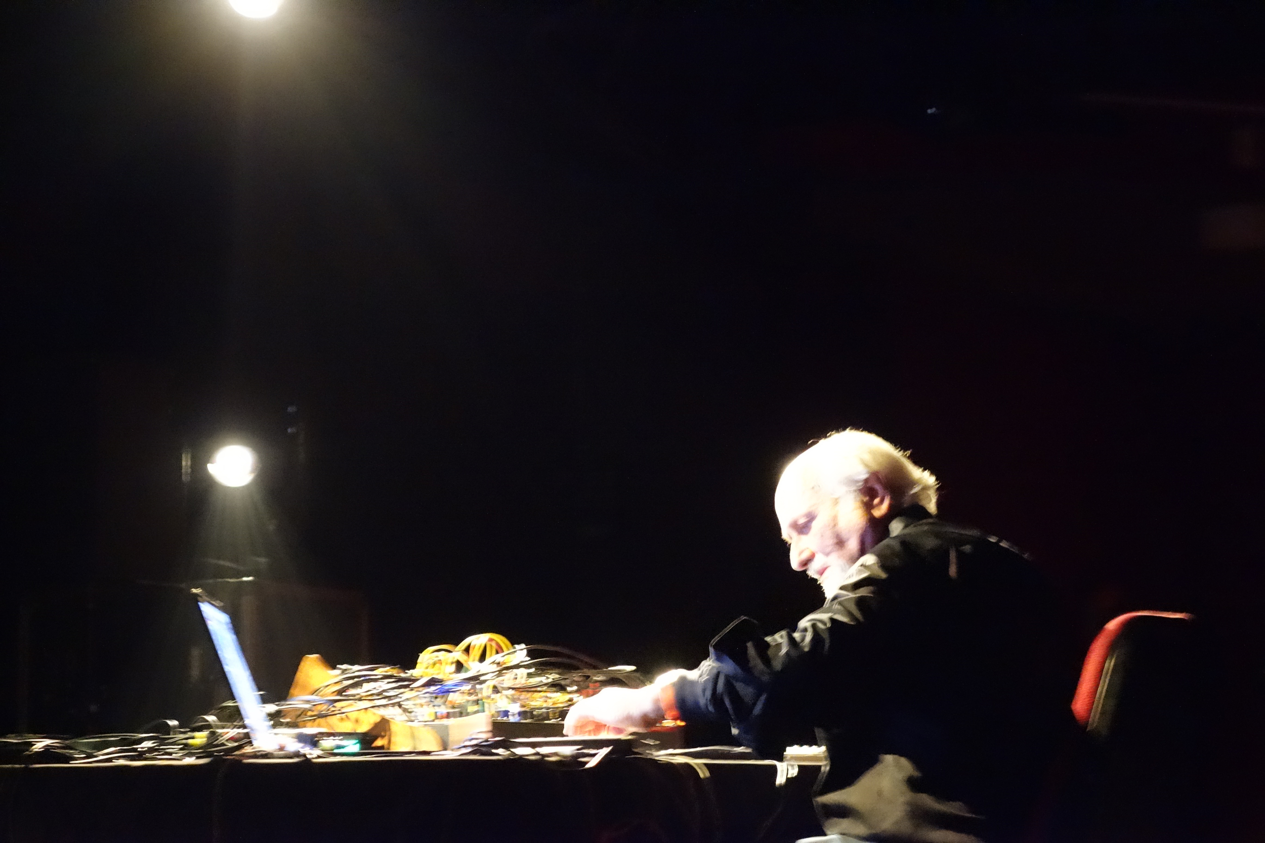  Morton Subotnick. 