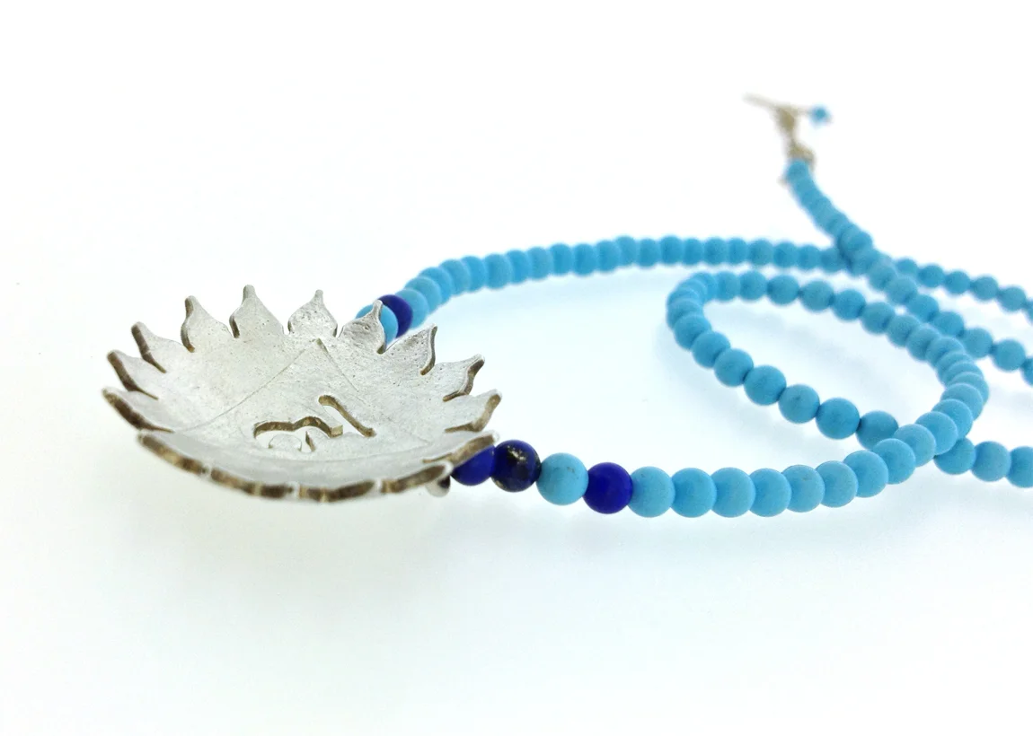 5Throat_beads2.jpg