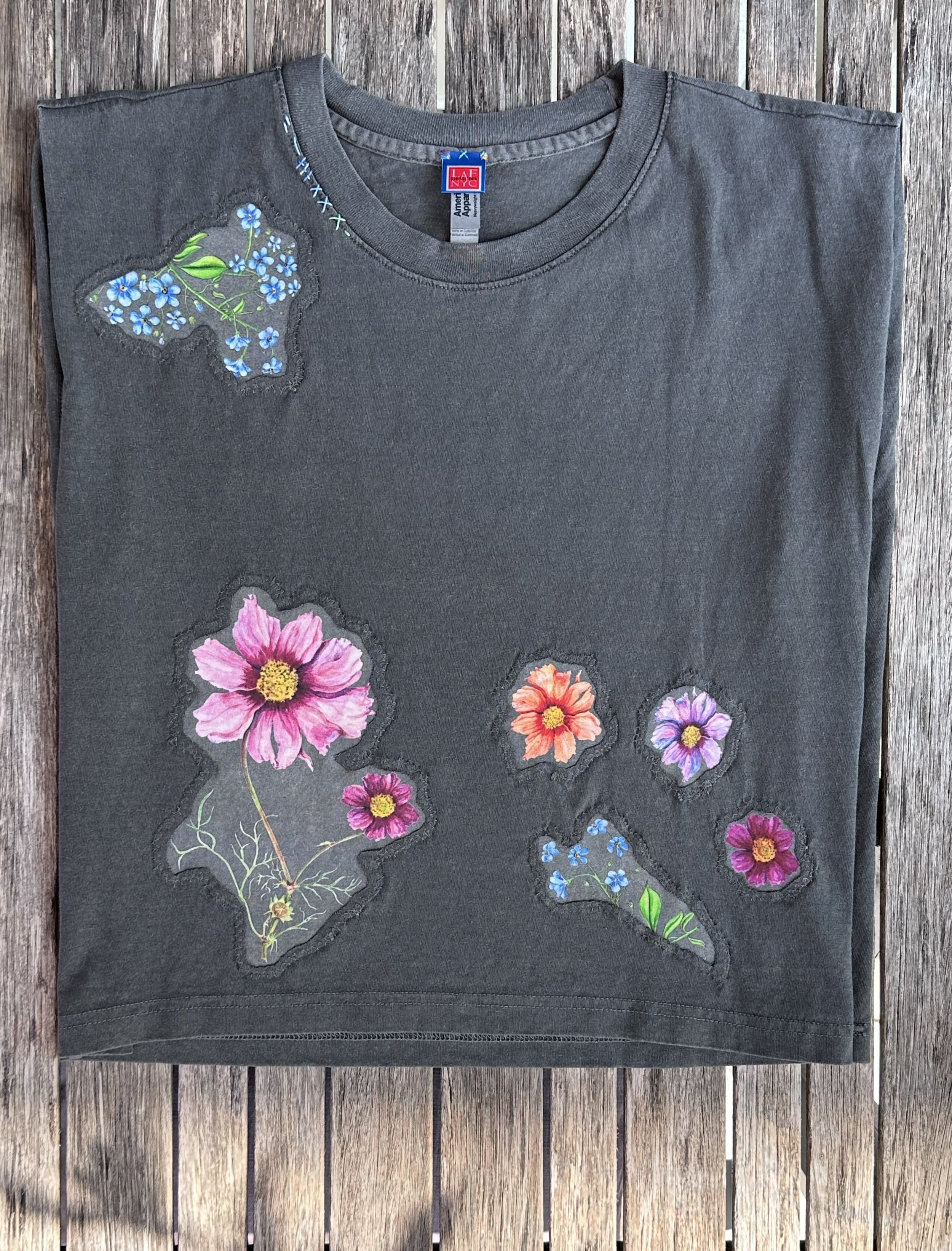 LAF_Designs_TEE-BOT-BLK_front_e.jpeg