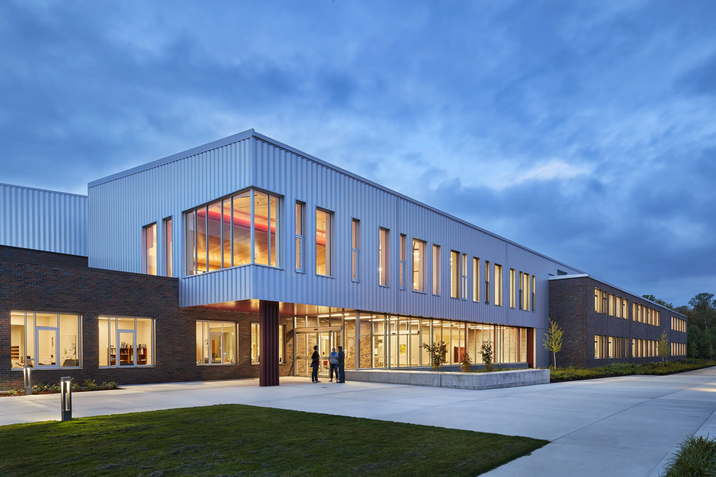 r_RooseveltMiddle_18.jpg